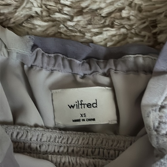 Wilfred top | Aritzia - Picture 2 of 2